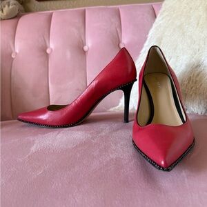 COACH Chic Poppy Red Leather Heels w Bead Trim. Size 8